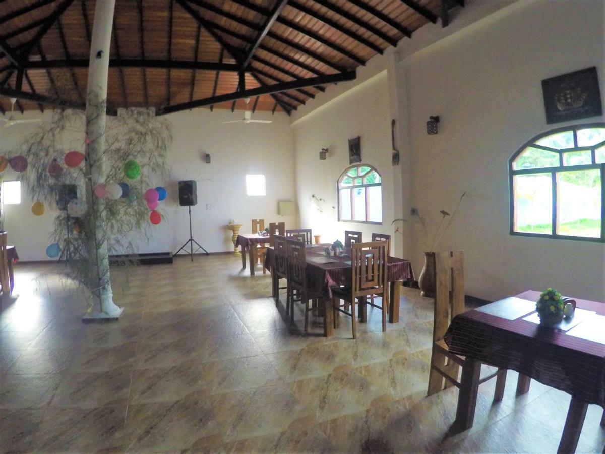 Dhammika Magic Palace Ваддува Экстерьер фото