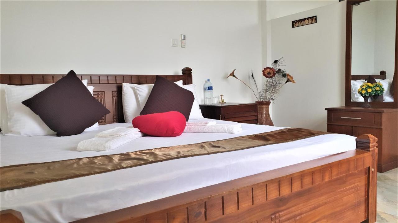Dhammika Magic Palace Ваддува Экстерьер фото