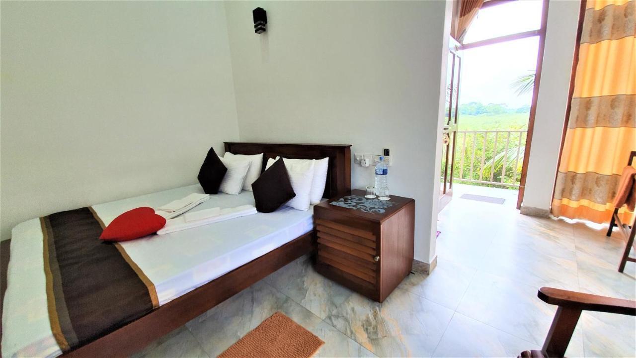 Dhammika Magic Palace Ваддува Экстерьер фото